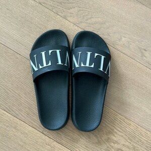 VLTN Valentino Pool slides